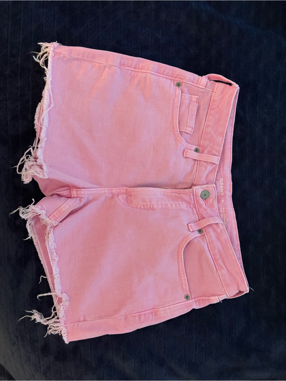 Old Navy Pink Frayed Hem Denim Shorts - worn once - too small